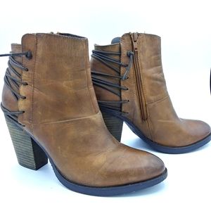 STEVE MADDEN RAGLIN Cognac Leather Ankle Boots